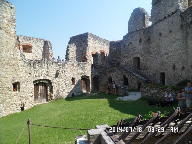img00120.jpg