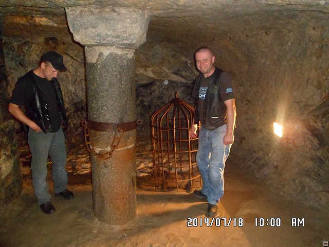 img00128.jpg
