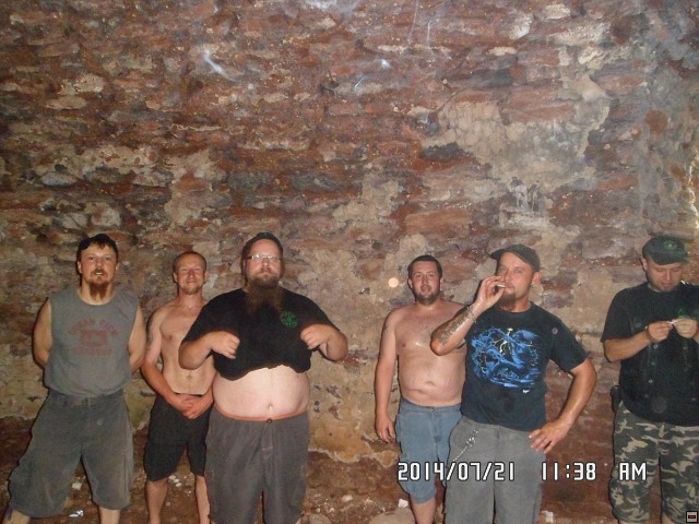 img00185.jpg