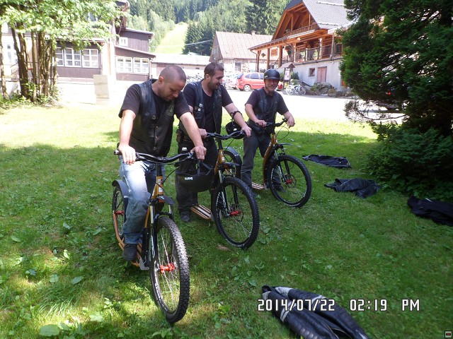 img00212.jpg