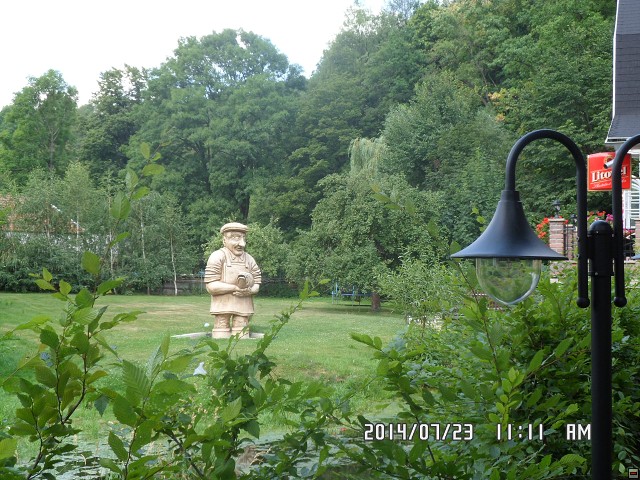 img00230.jpg