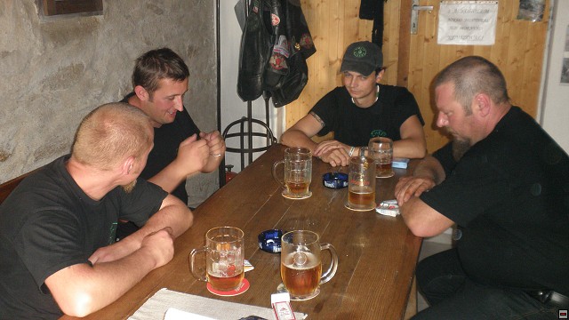 img00027.jpg