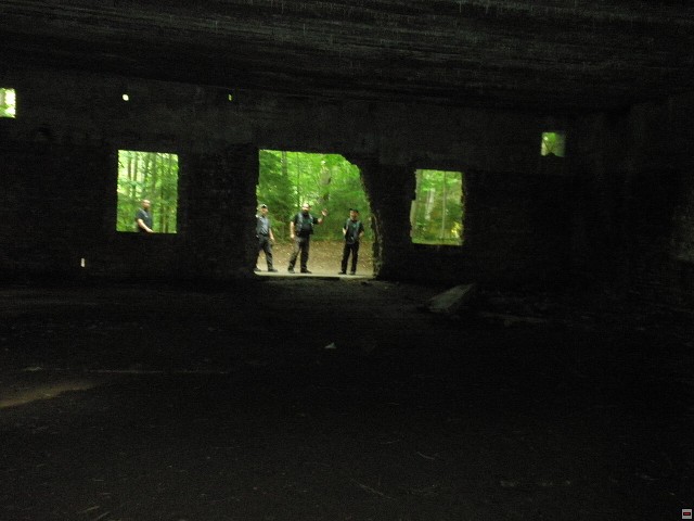 img00117.jpg