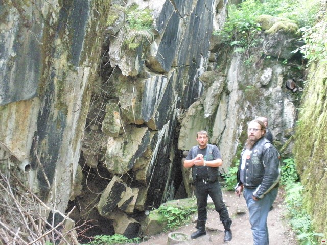 img00127.jpg