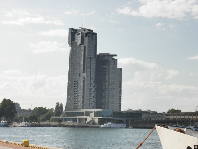 img00185.jpg