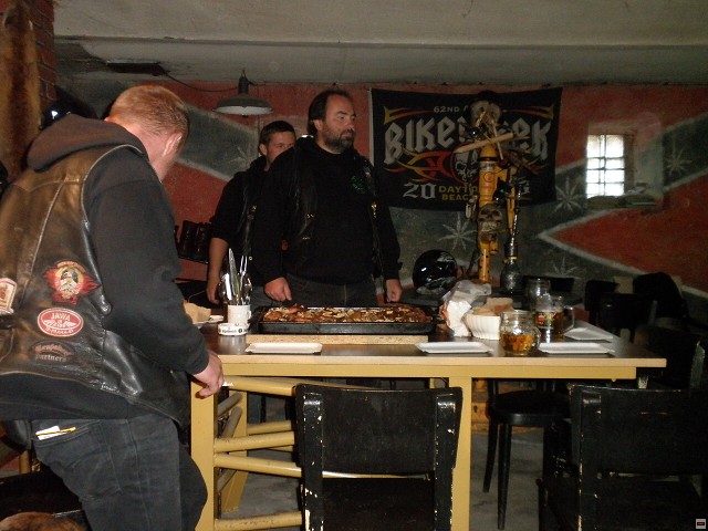 img00228.jpg