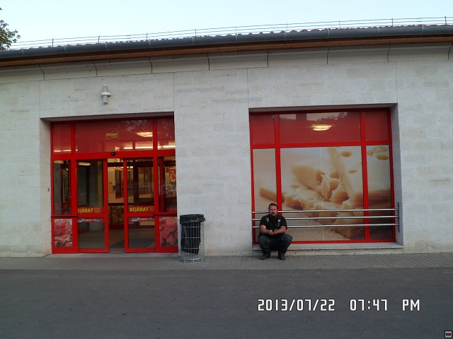 img00166.jpg