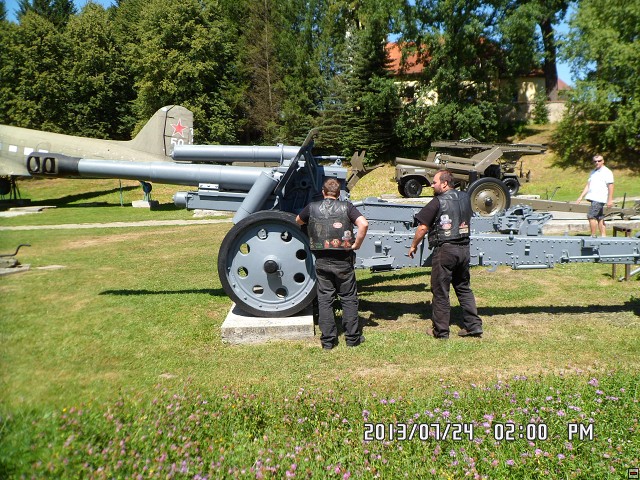 img00185.jpg
