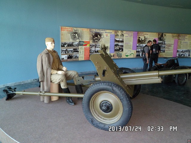 img00197.jpg