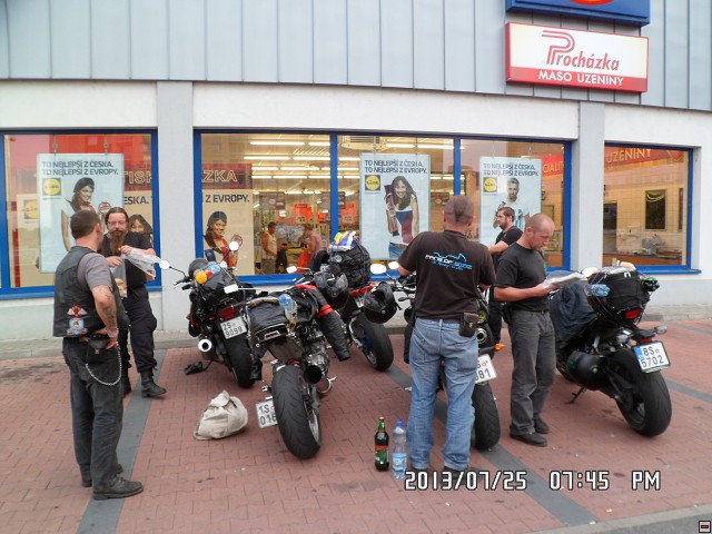 img00230.jpg