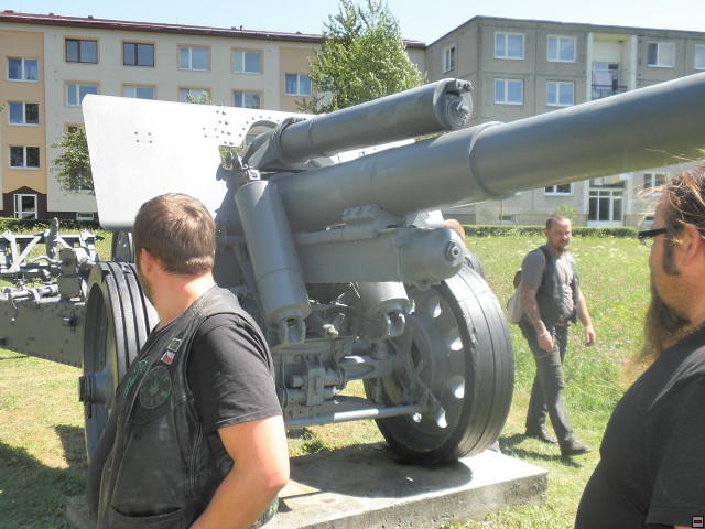 img00063.jpg