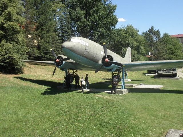 img00070.jpg