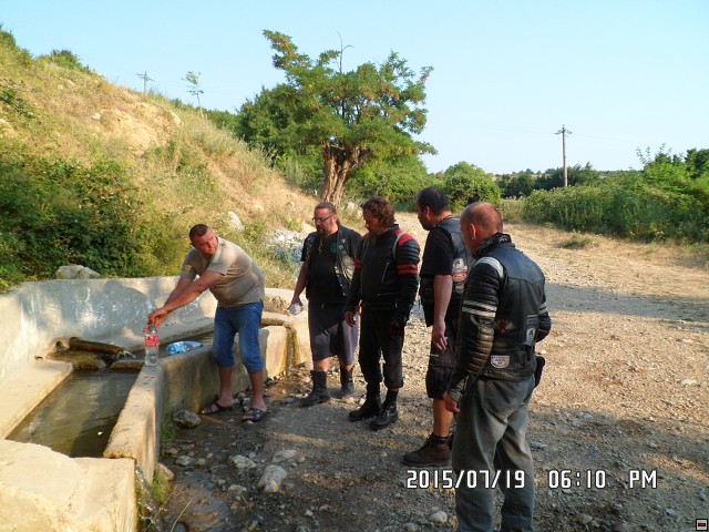 img00127.jpg