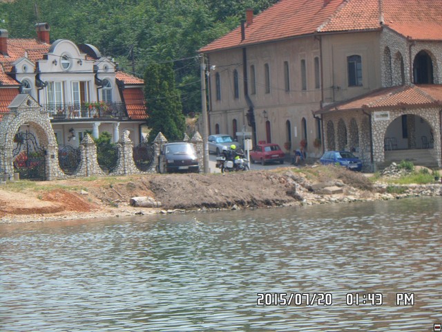 img00165.jpg