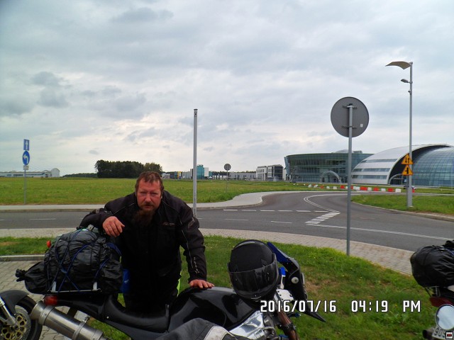 img00105.jpg