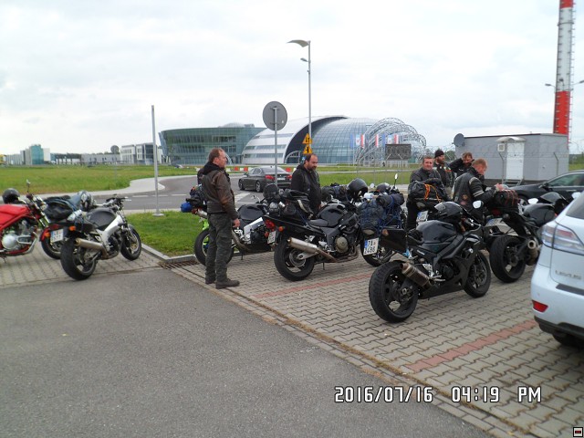 img00108.jpg