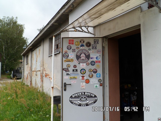img00122.jpg