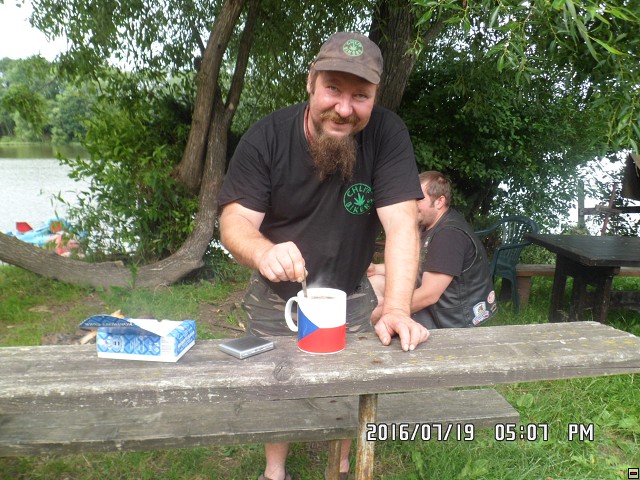 img00208.jpg