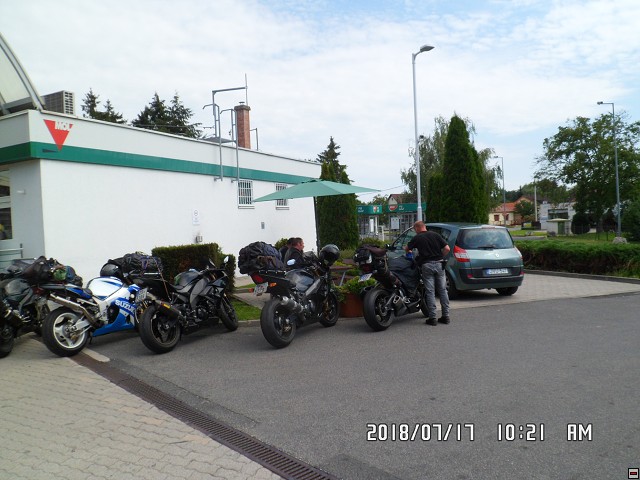 img00074.jpg