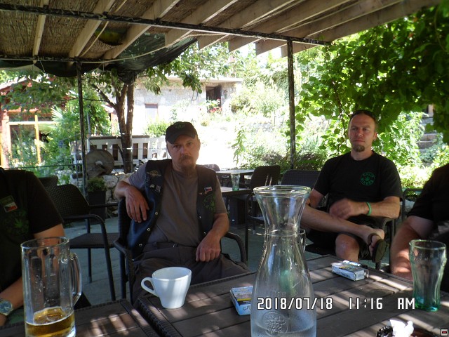 img00100.jpg