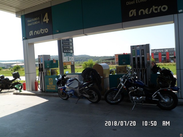 img00143.jpg