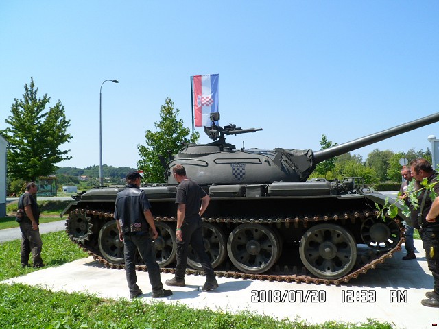 img00145.jpg