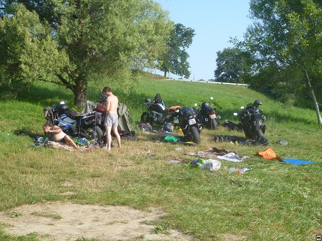 img00100.jpg