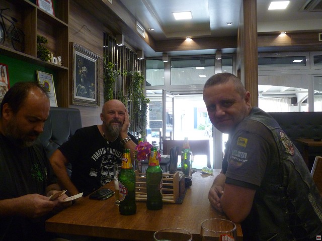 img00104.jpg