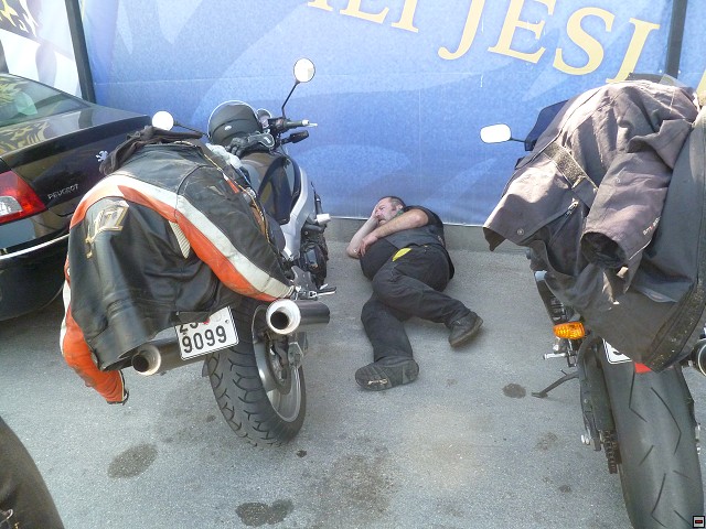 img00107.jpg