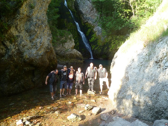img00205.jpg