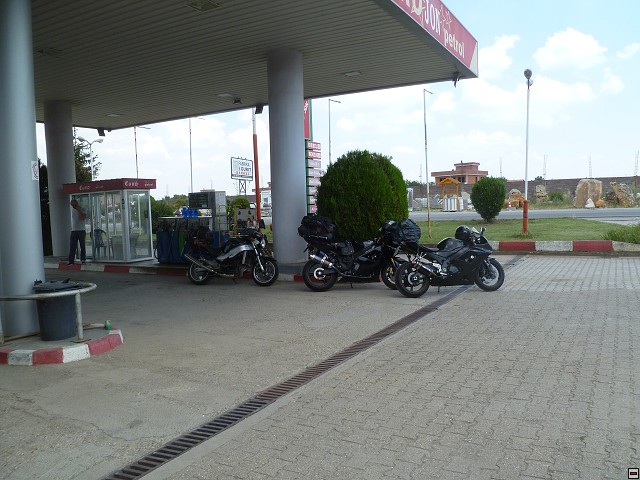 img00227.jpg