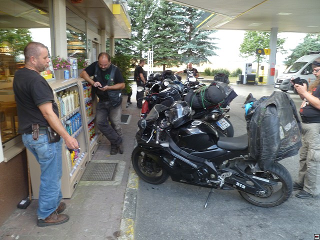 img00375.jpg