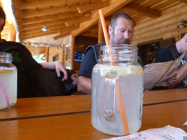 img00380.jpg