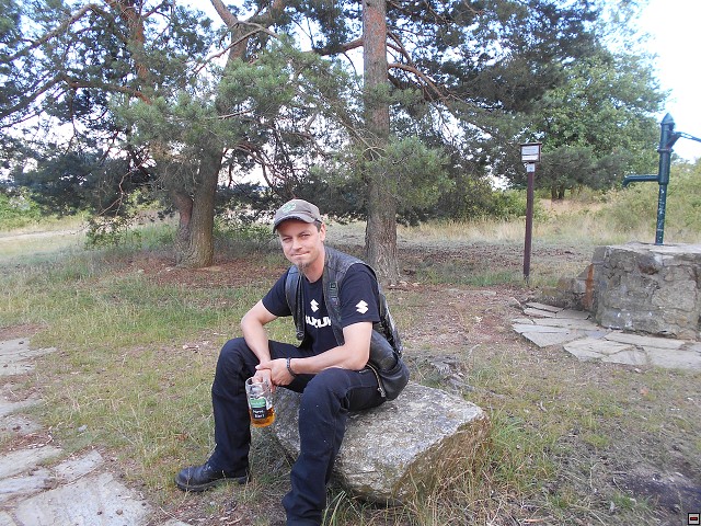 img00037.jpg