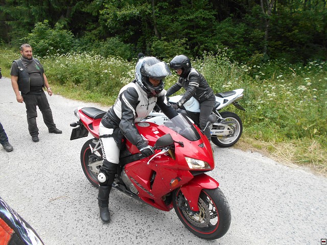 img00115.jpg