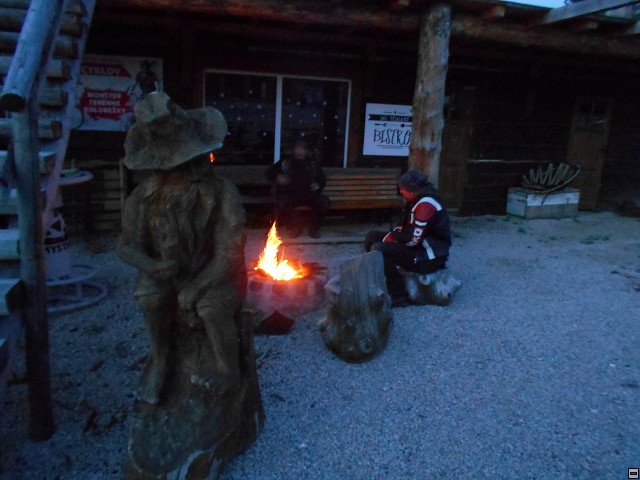 img00127.jpg