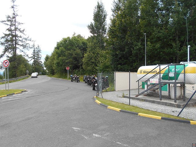 img00143.jpg