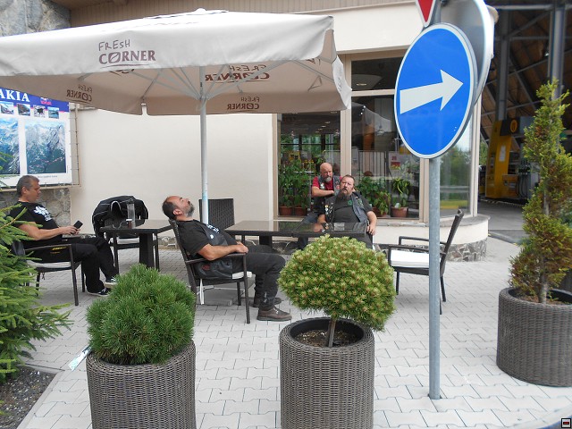 img00144.jpg