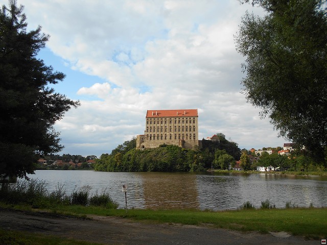 img00174.jpg