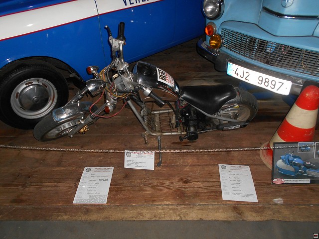 img00205.jpg