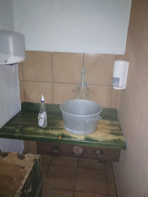 img00270.jpg
