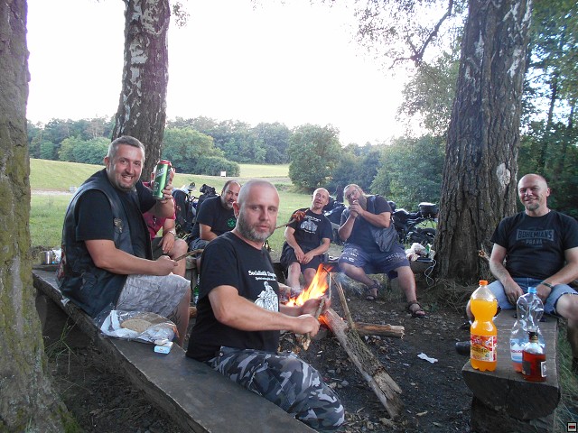 img00049.jpg