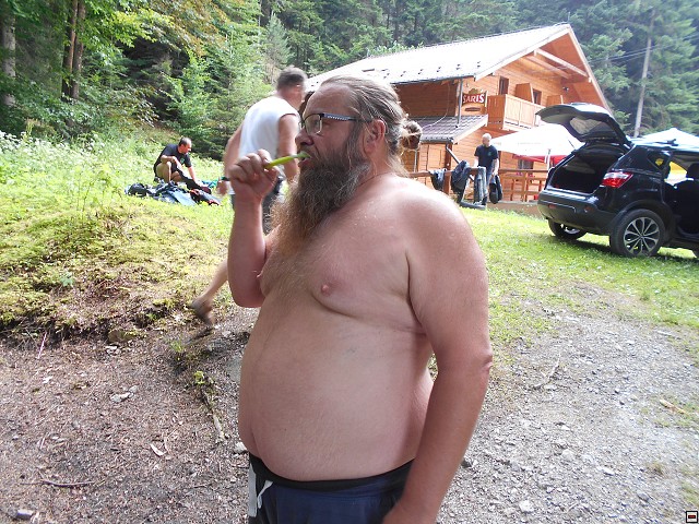 img00076.jpg