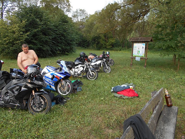 img00098.jpg