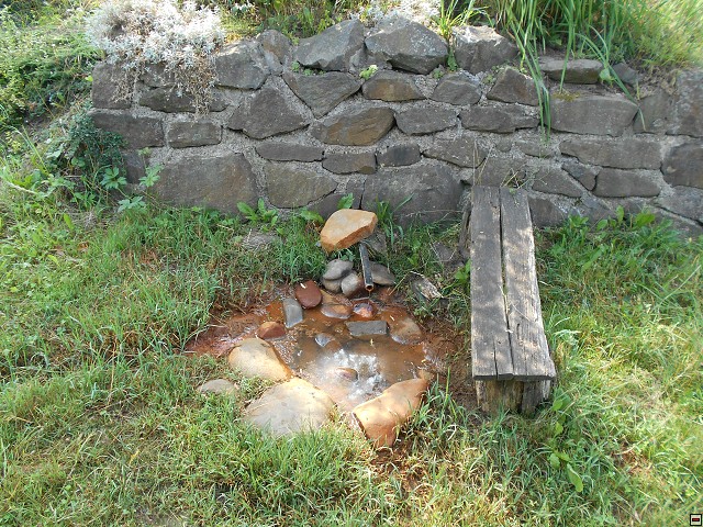 img00103.jpg