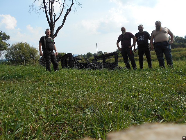 img00106.jpg