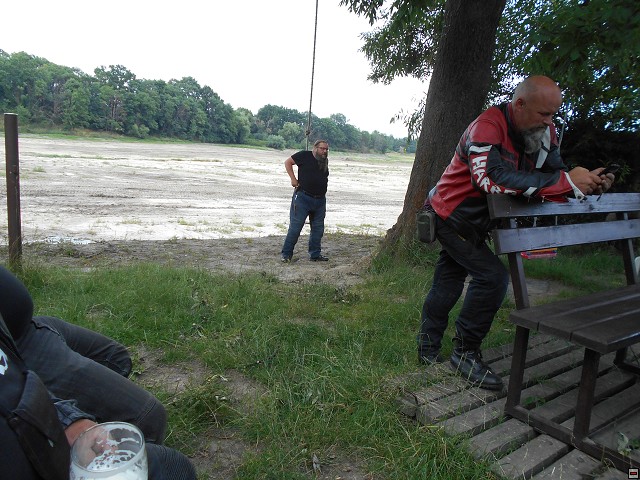 img00179.jpg