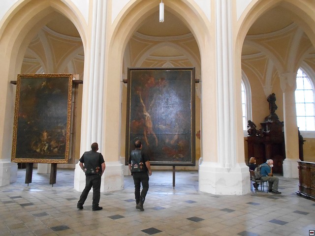 img00210.jpg