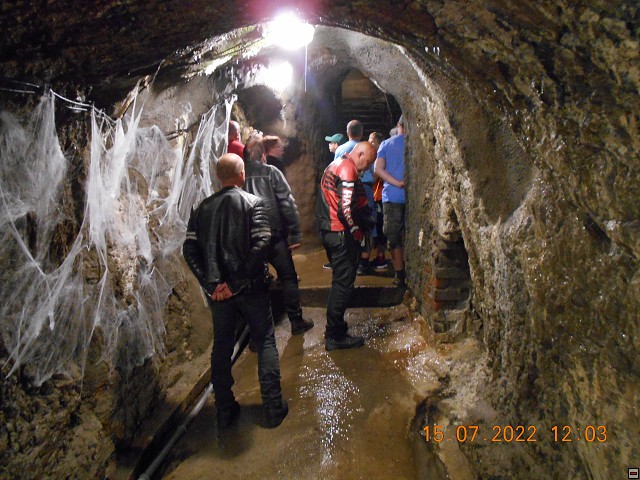 img00040.jpg