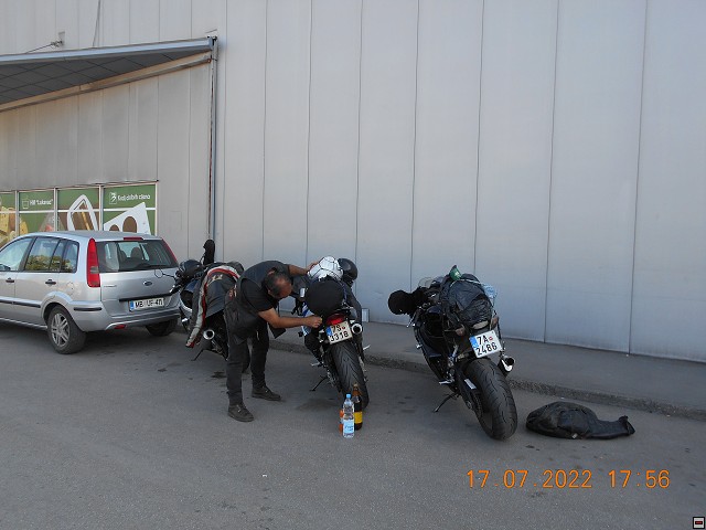 img00109.jpg
